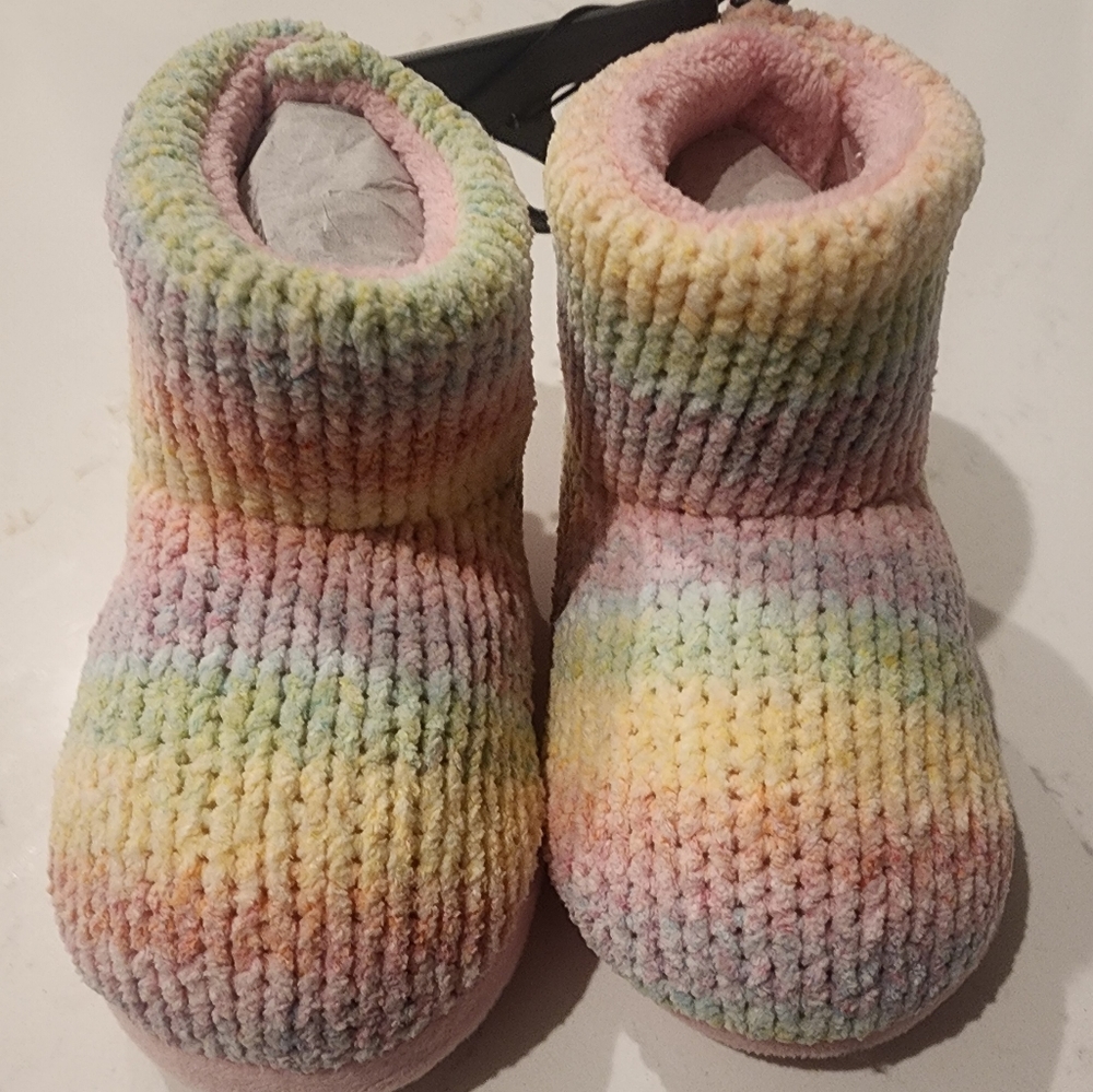 Girls slipper boots